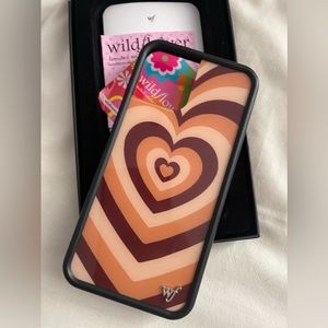 WILDFLOWER CASE, Latte hearts iPhone 12pro max